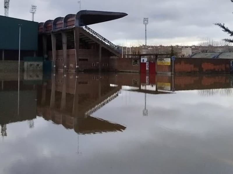 Cubierta Multiusos Ávila - skateboard in Ávila‎