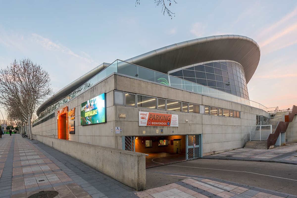 Enjoy! - natacion in Salamanca
