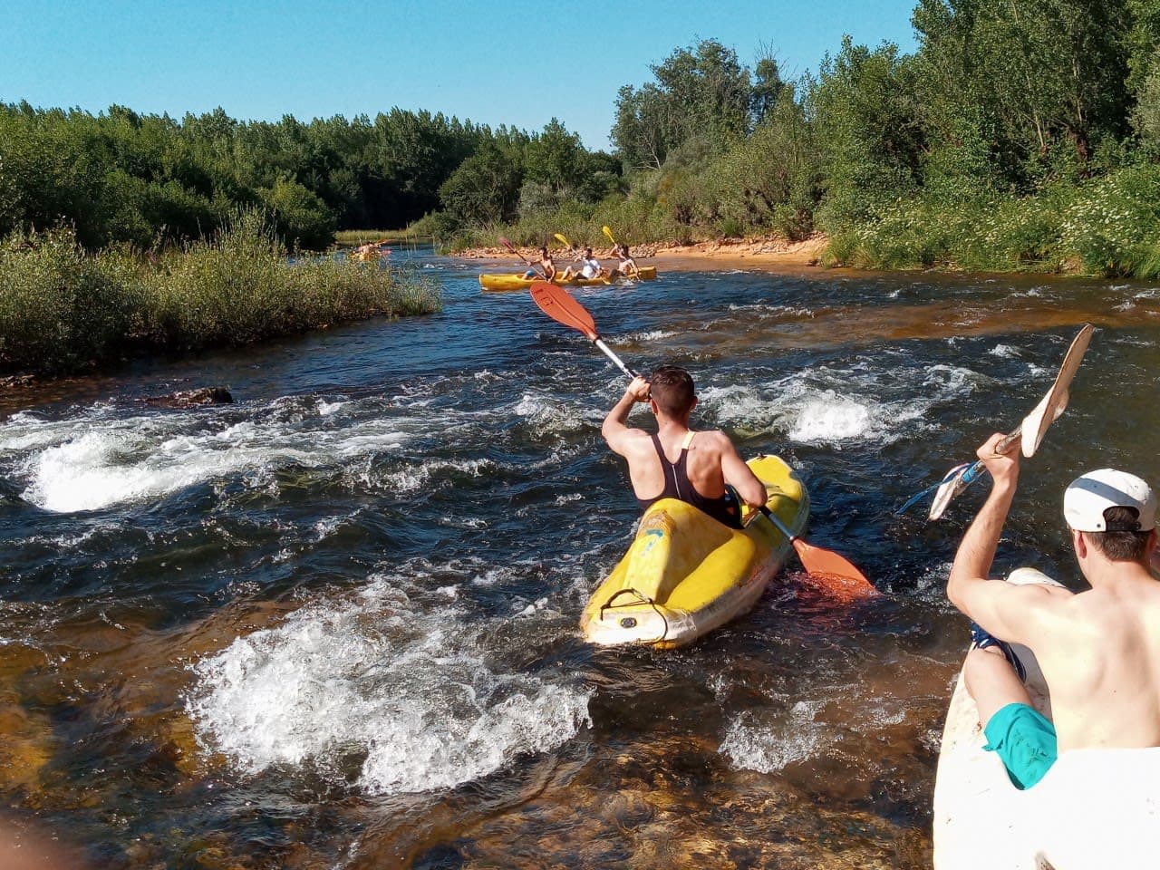 Granja Escuela "La Guarida del Lobo" - surf in Santibáñez de Tera
