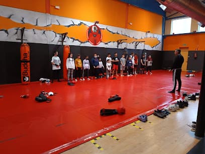 The Boxer Club Pentasa - karate in Burgos