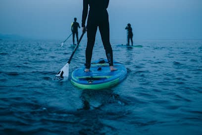 Blue Salt Surf & Paddlesurf School - surf in Barcelona