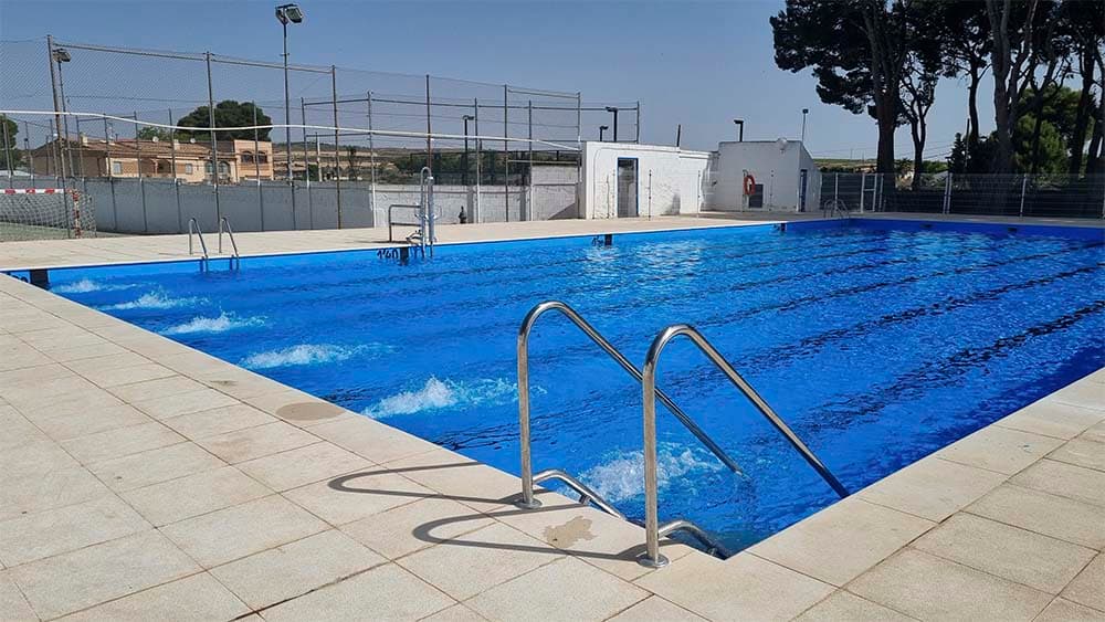Piscina Pública Municipal de Longares. - natacion in Longares