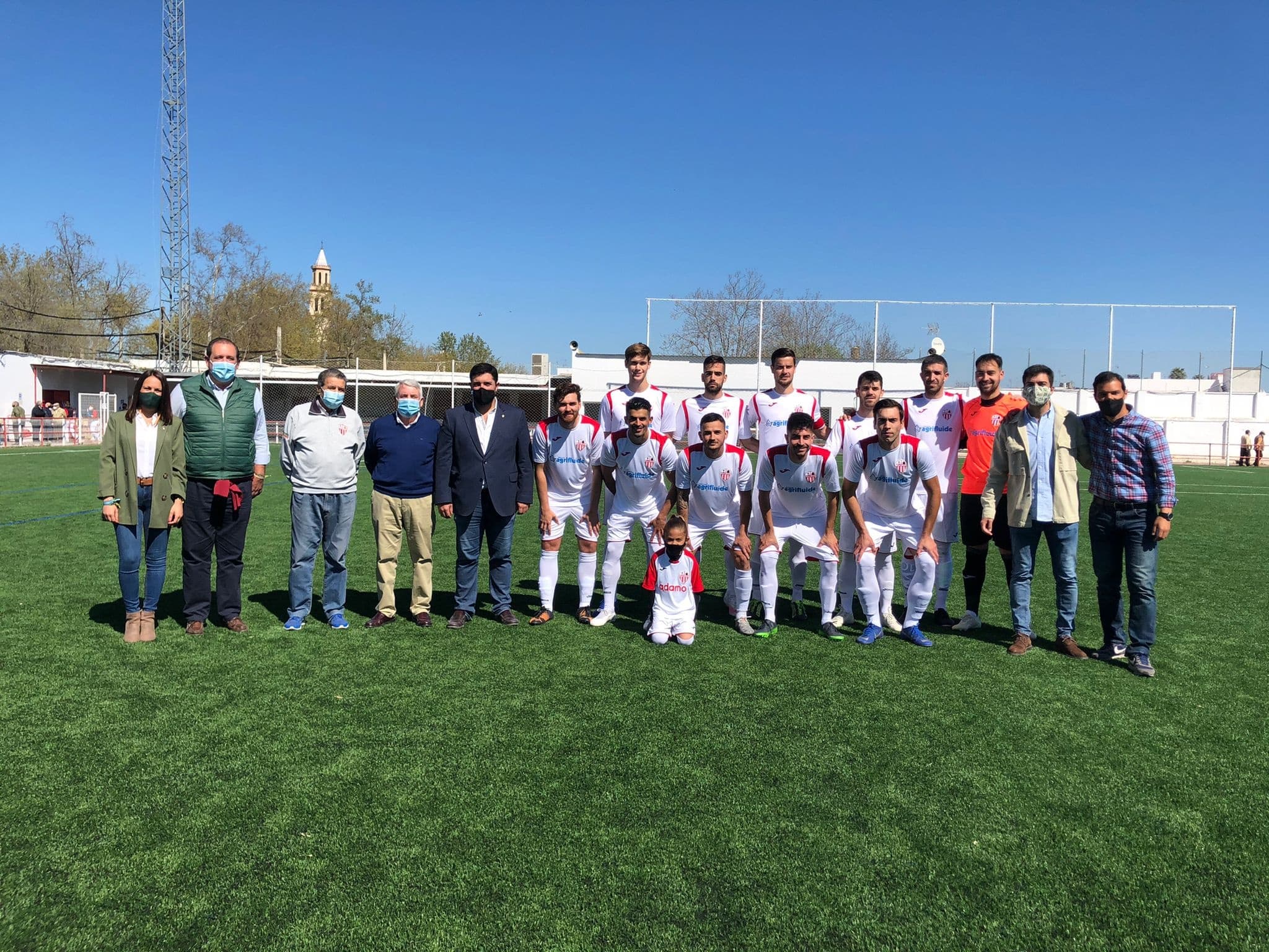 Campo Nuestra Señora De Setefilla - fútbol in Lora del Río