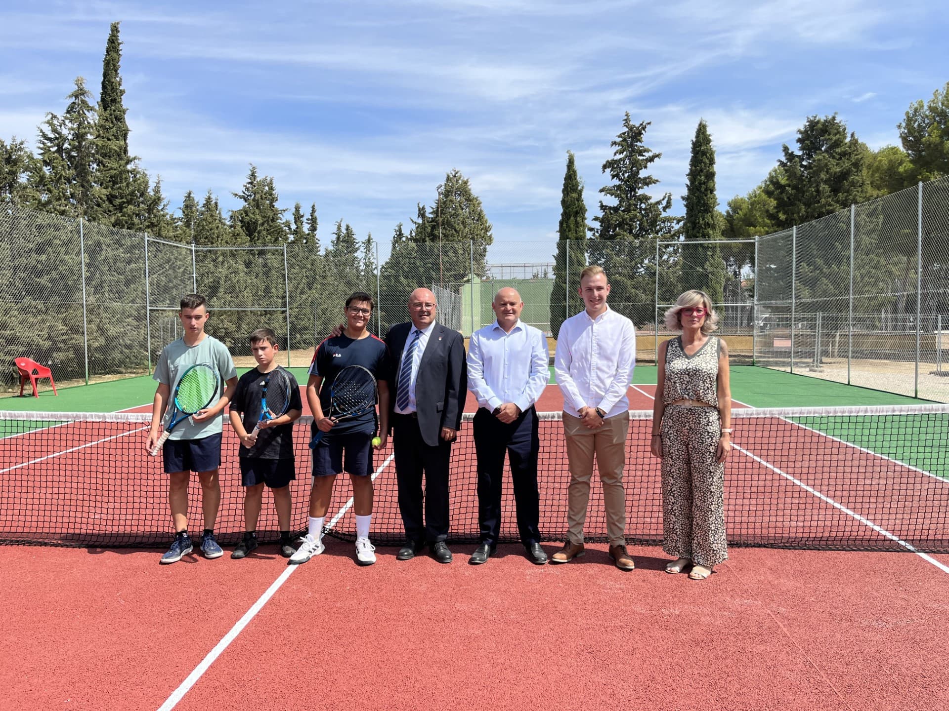 Pista de Tenis Pública Municipal de Aguas Nuevas. - tenis in Aguas Nuevas
