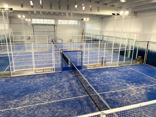 Pàdel Indoor Gironella - padel in Barcelona