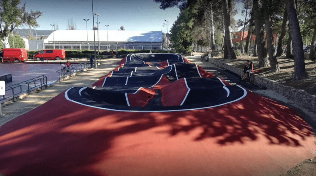 Pumptrack Requena - skateboard in Requena