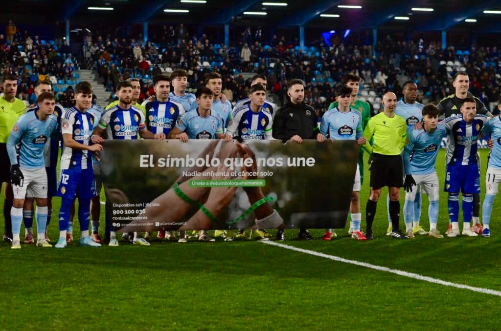Campo de futbol Compostilla de Ponferrada - fútbol in Ponferrada