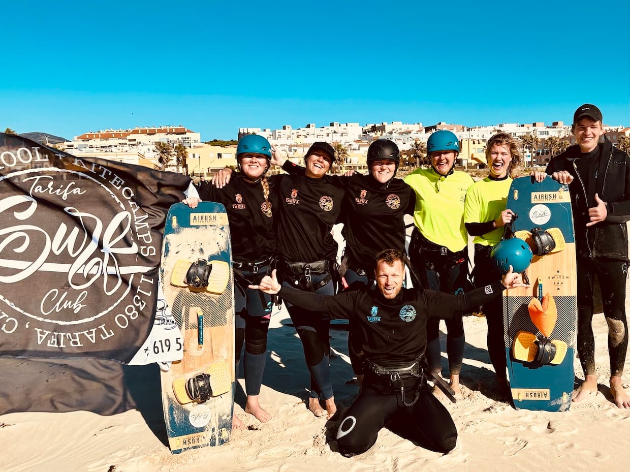 Tarifa Surf Club - Kiteschule + Wingfoilschule - kitesurf in Tarifa