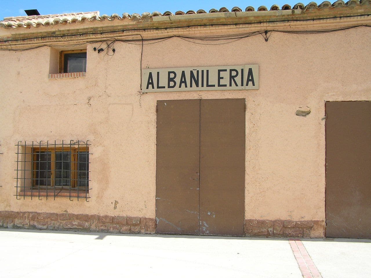Aulas Escuela Taller La Cañamera de Cella - natacion in Cella