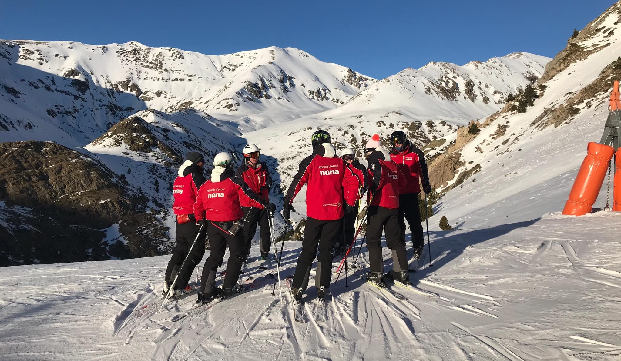 Escola d'Esquí Núria SL - ski in Planoles