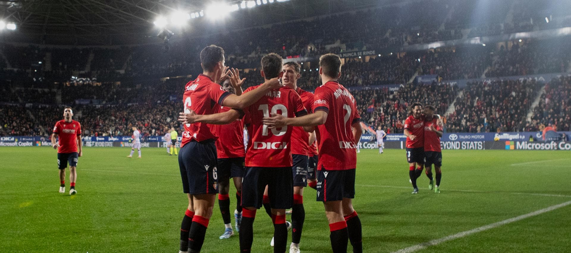 Tajonar Facilities - fútbol 