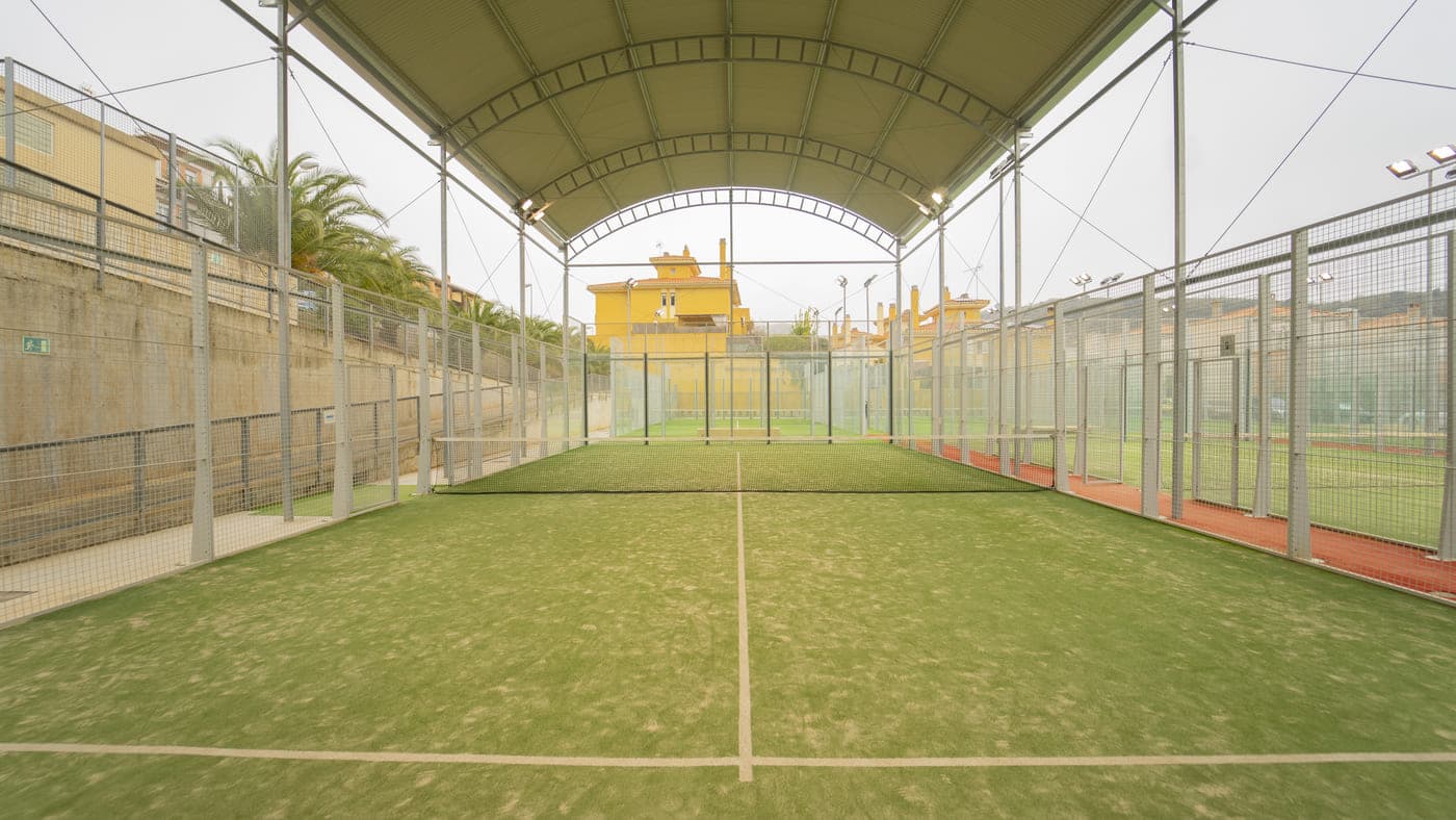 Centro de Pádel Sierra Nevada - padel in Granada