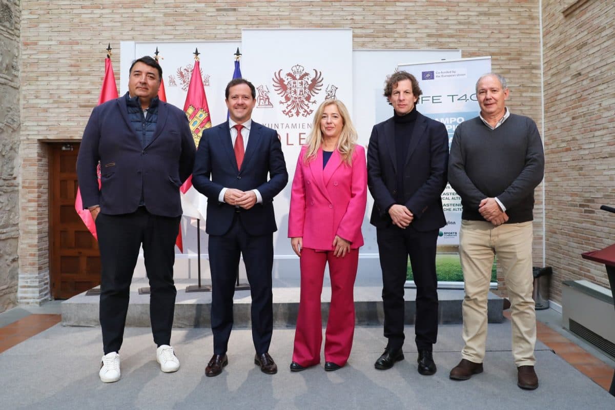 Campo de Fútbol Carlos III (en construcción) - fútbol in Toledo