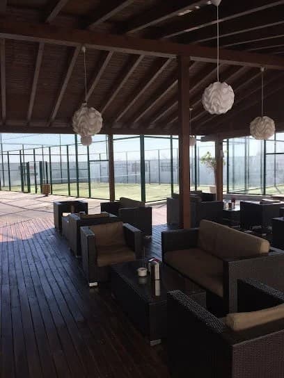 Nueva Marina Centro Deportivo Sport & Padel - natacion in El Varadero