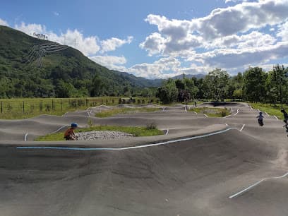 Pumptrack El Llosalín - skateboard in Soto de Ribera