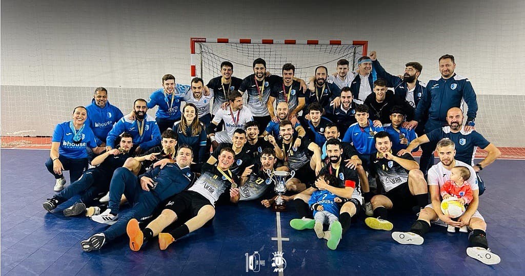 Academia Johnson Januário - fútbol in Carrazedo de Montenegro