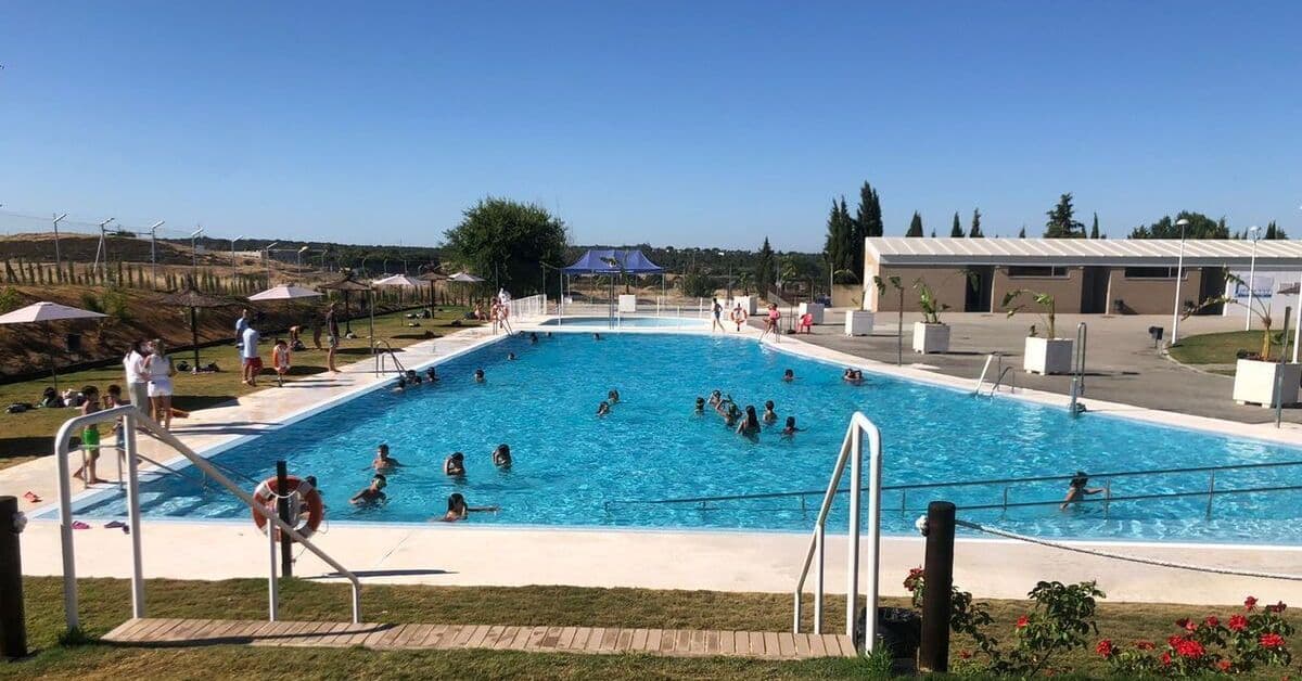 Piscina municipal de Cortegana - natacion in Cortegana