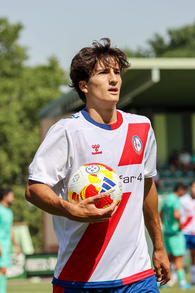 Escuela De Futbol Rayo Majadahonda - fĂștbol in Majadahonda